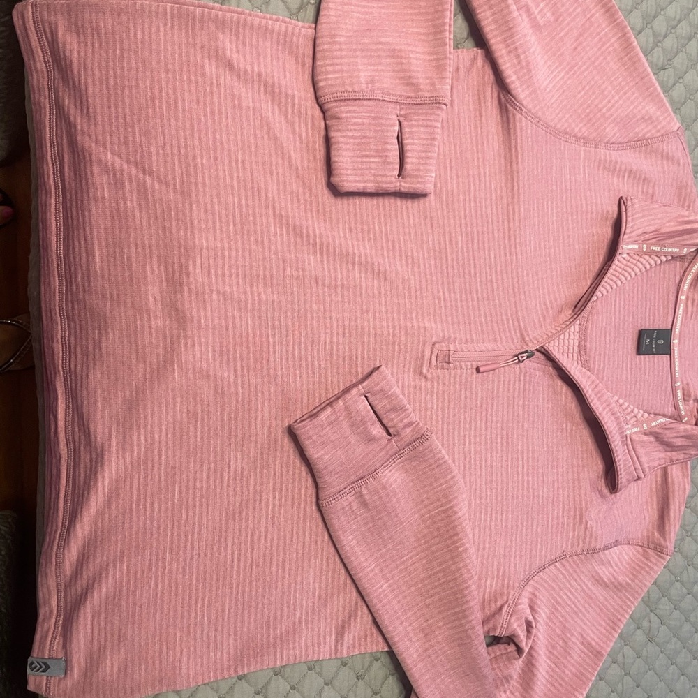 Free Country Rose Pink Pullover activewear